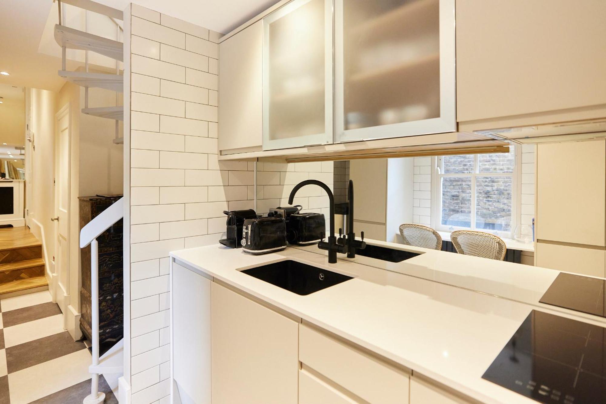 The Designers Suite Kensington - Stylish 1Bdr Flat Лондон Екстериор снимка